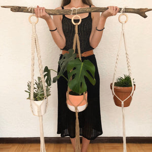 Ripple Plant Hanger made with natural rope, jute twine and chunky cotton rope