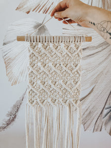 Nala macrame wall hanging pattern great for beginners and intermediate experience.